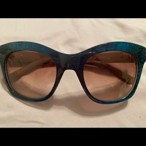 Guess by Marciano sunglasses